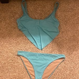 Two piece bathing suit 👙